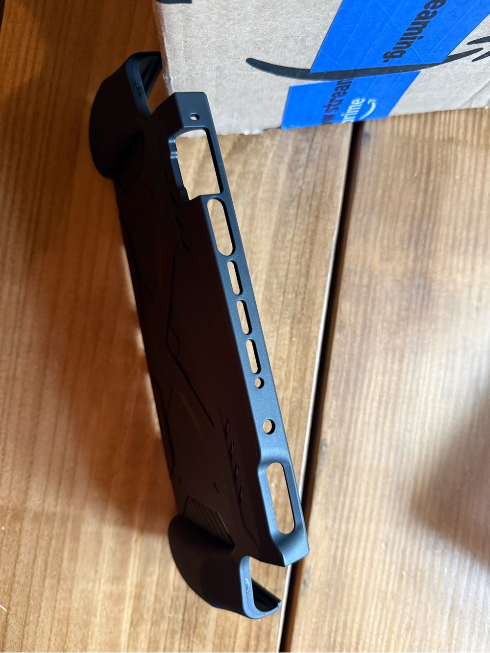 Switch 2 Black Rugged Game Controller Grip Case - Picture 3 of 4
